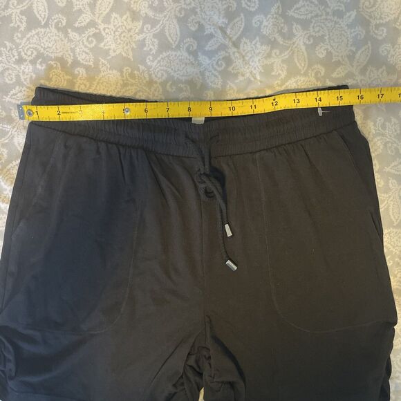 Free People Loose Active Shorts Size Small - Picture 8 of 9